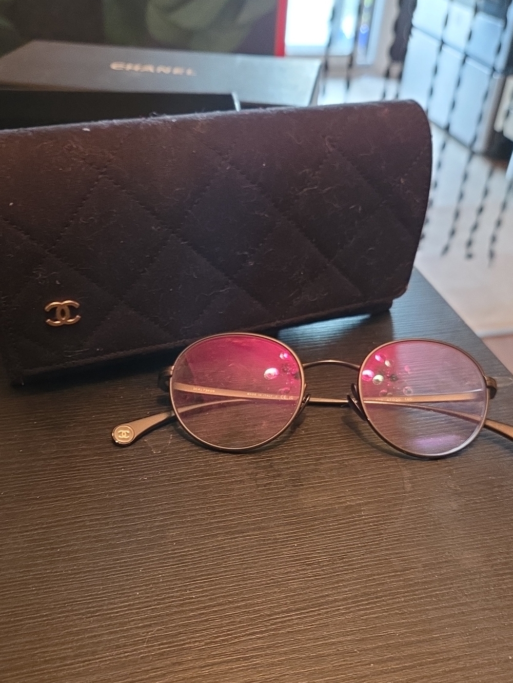 CHANEL Round Sunglasses with Pink Gradient Lenses and Black Case